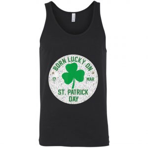 Born Lucky On 17 March St Patricks Day Shamrock Birthday T-Shirt, Long Sleeve