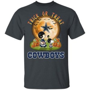 Dallas Cowboys Peanuts Snoopy trick or treat pumpkin moon Halloween shirt