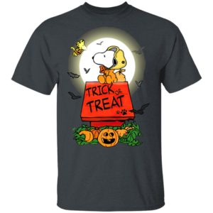 Halloween Trick Or Treat Pumbkin Woodstock And Snoopy T-Shirt