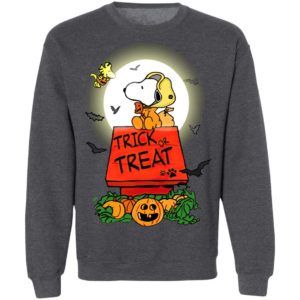 Halloween Trick Or Treat Pumbkin Woodstock And Snoopy T-Shirt