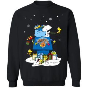 New York Knicks Santa Snoopy Wish You A Merry Christmas Shirt