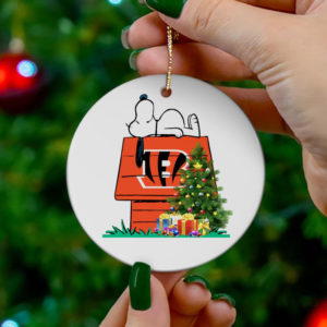 Cincinnati Bengals Snoopy Christmas Circle Ornament