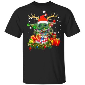 Baby Yoda Hat Santa Reindeer Gift Christmas Sweatshirt