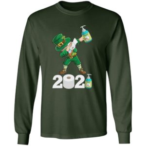 St Patrick's Day Dabbing Leprechaun Social Distancing Toilet Paper 2021 Quarantine Shirt