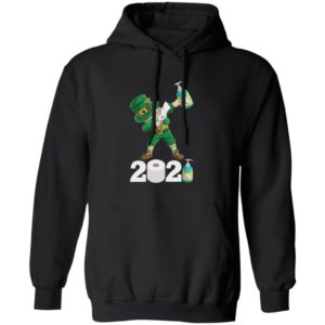 St Patrick's Day Dabbing Leprechaun Social Distancing Toilet Paper 2021 Quarantine Shirt