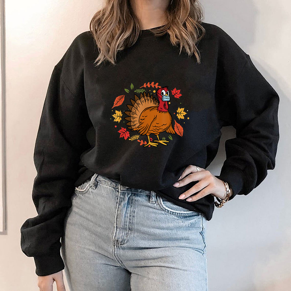 Funny Thanksgiving Turkey Wearing A Face Mask T-Shirt Funny Thanksgiving Turkey Wearing A Face Mask T-Shirt
