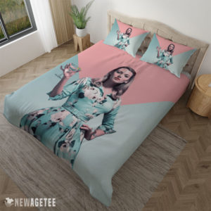 Pillow Case A Simple Favor Duvet Cover and Pillow Case Bedding Set