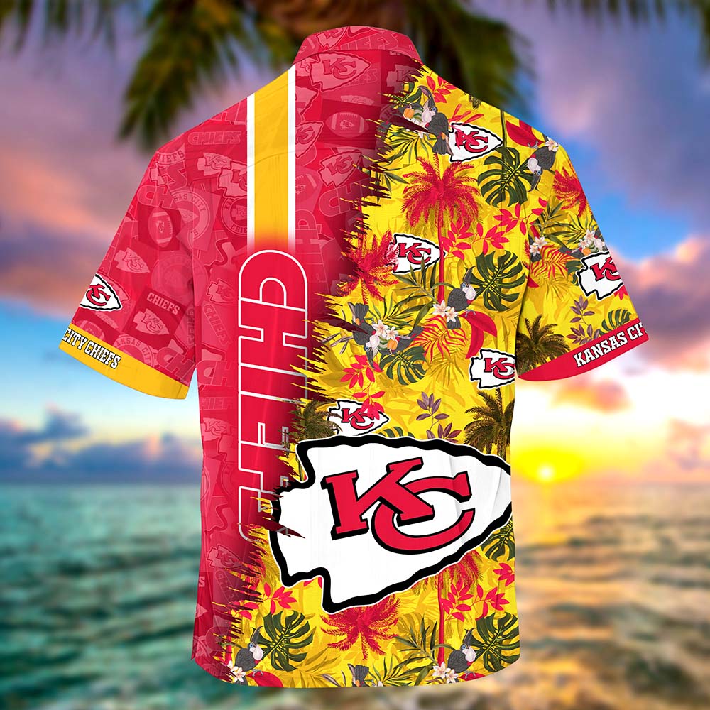 Personalized Kansas City Chiefs NFL Hawaiian Shirt, beach shorts Personalized Kansas City Chiefs NFL Hawaiian Shirt, beach shorts