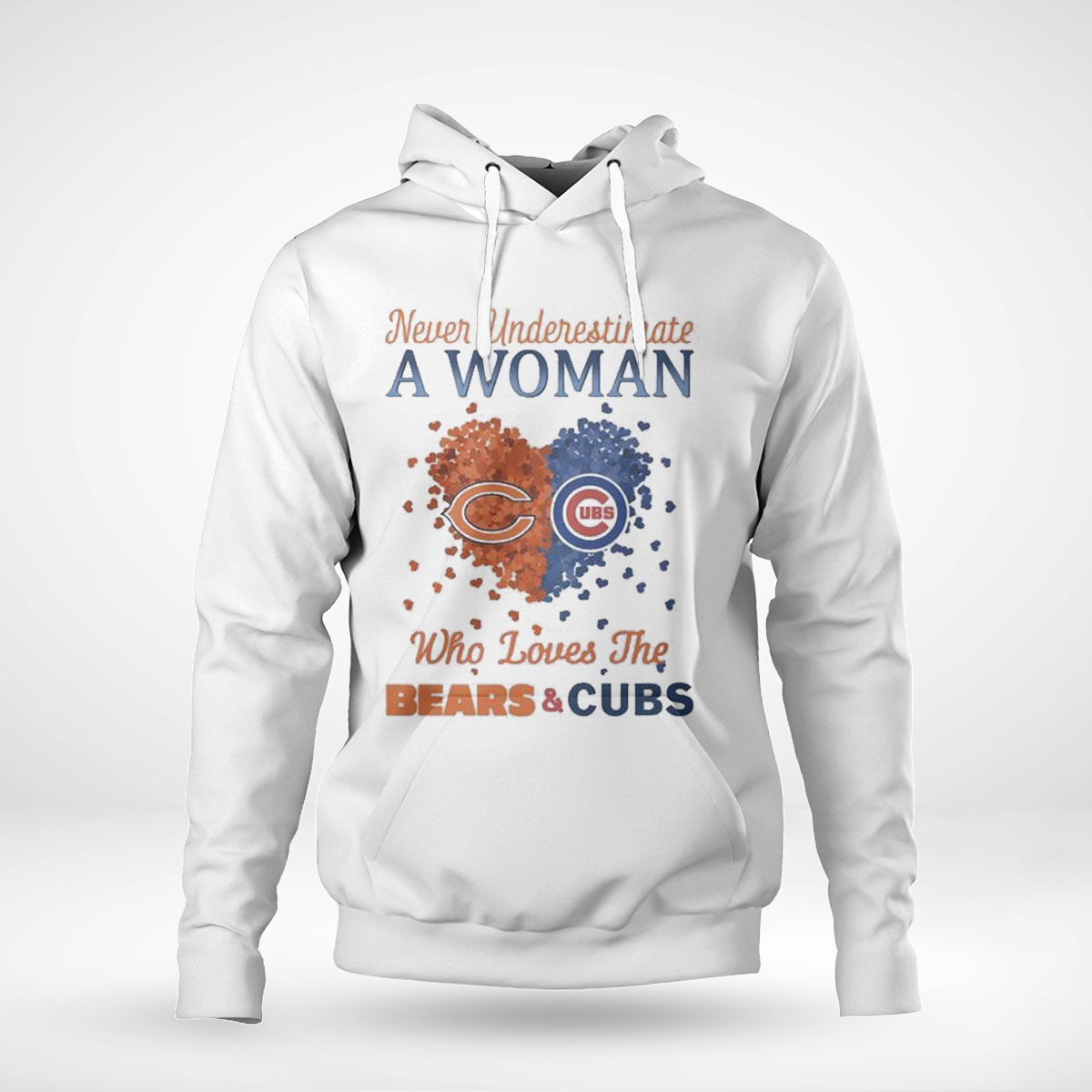 Hearts Never Underestimate A Woman Who Loves The Chicago Bears And Chicago Cubs T-shirt