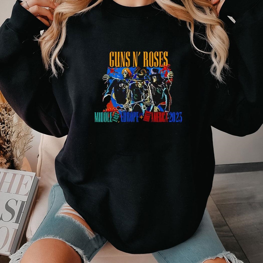 The 2023 World Tour Guns N Roses Shirt Hoodie