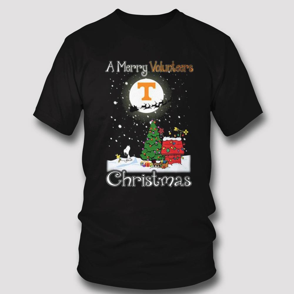 Tennessee Volunteers Snoopy Merry Christmas Shirt Tennessee Volunteers Snoopy Merry Christmas Shirt