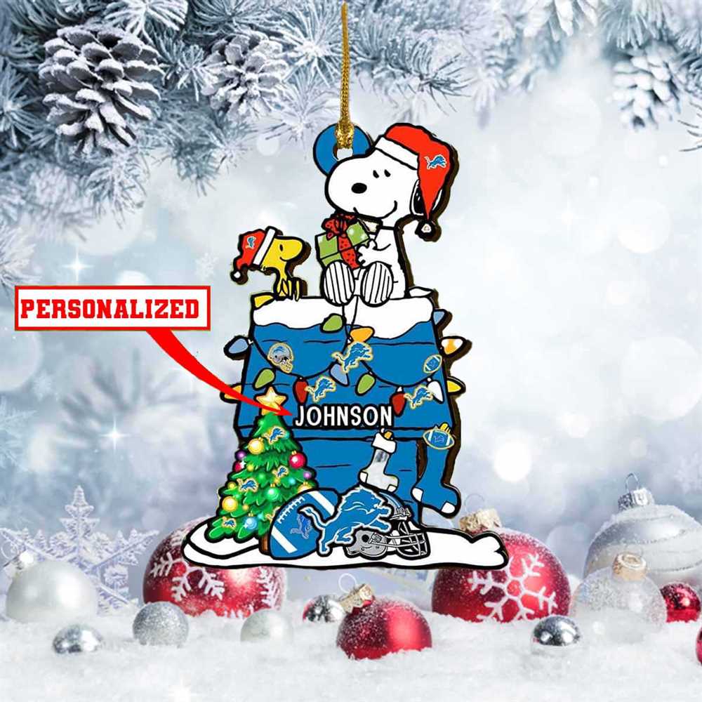 Snoopy Detroit Lions Nfl Personalized Christmas Ornament
