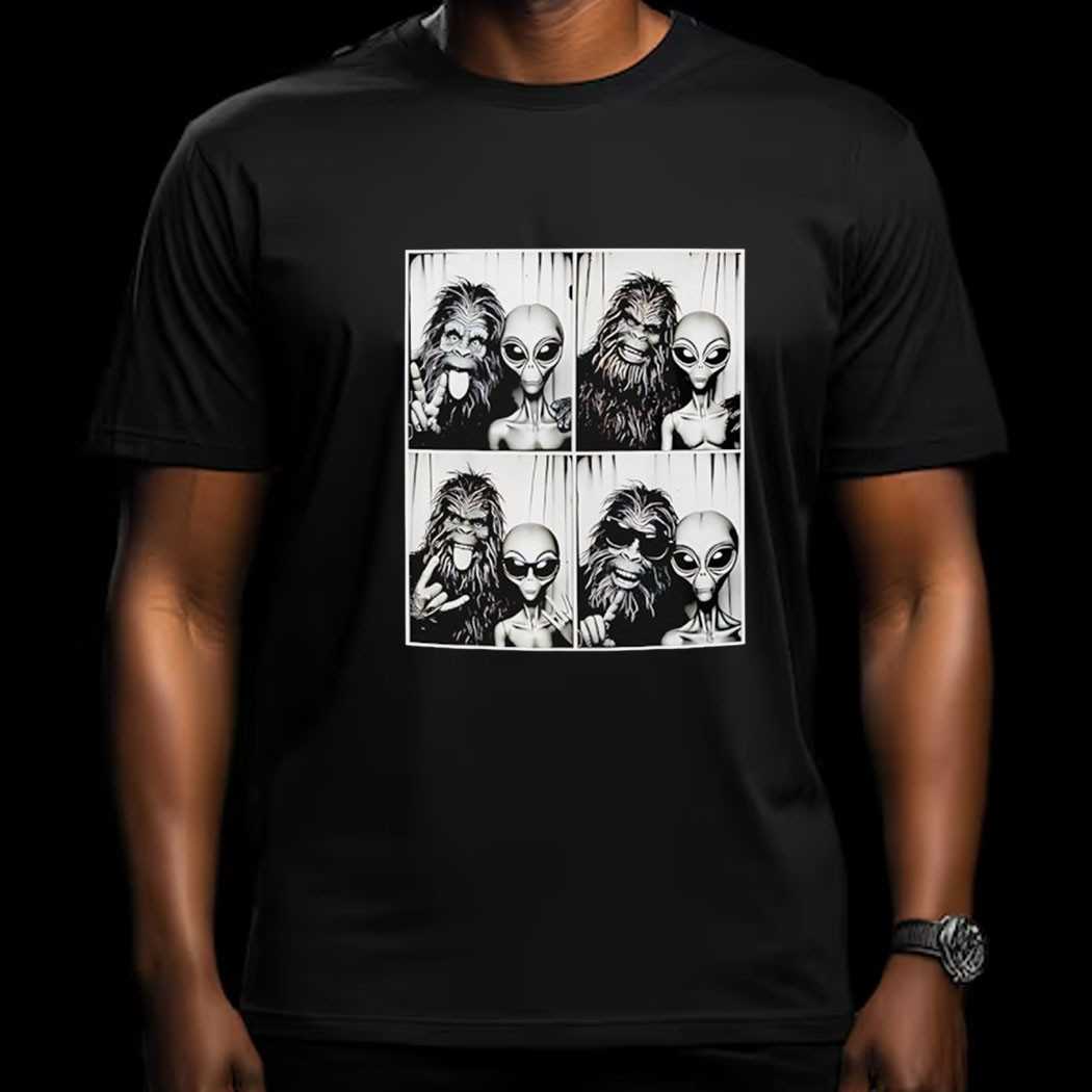 Photobooth Photo Sasquatch Ufo Bigfoot And Alien Shirt