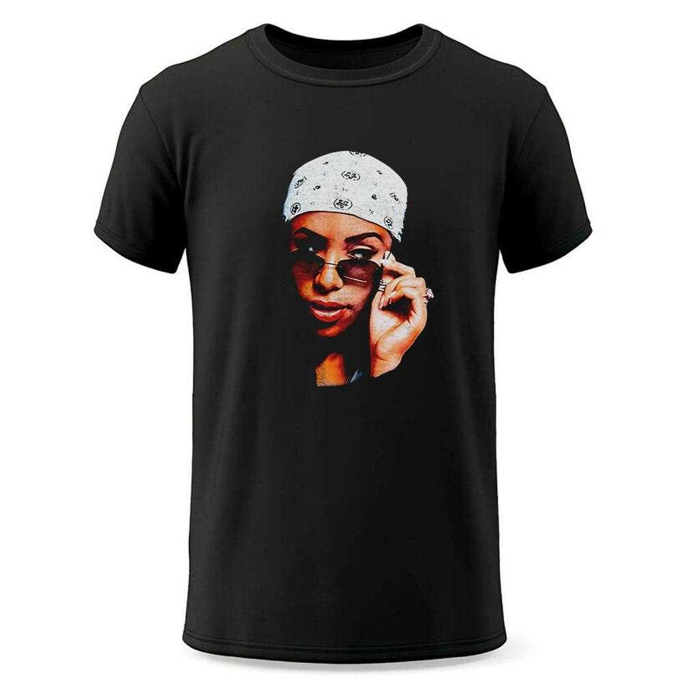 Rihannas Bodyguard Wearing Aaliyah Face Shirt Rihannas Bodyguard Wearing Aaliyah Face Shirt