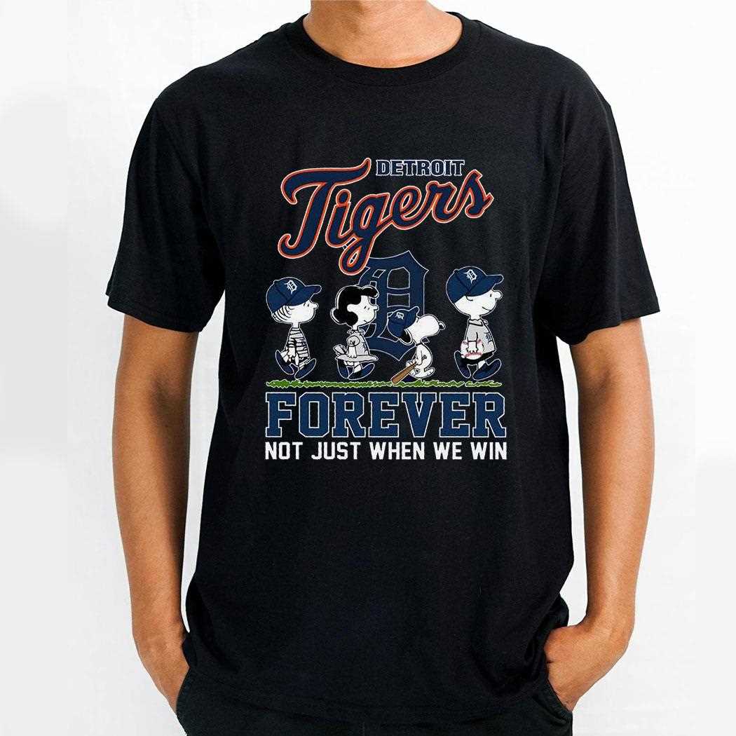 Detroit Tigers Peanuts Gang Fan Forever T-shirt