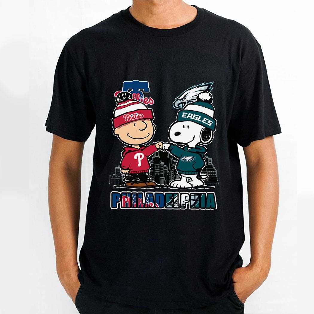 Philadelphia Phillies And Eagles Peanuts Fist Bump Tee