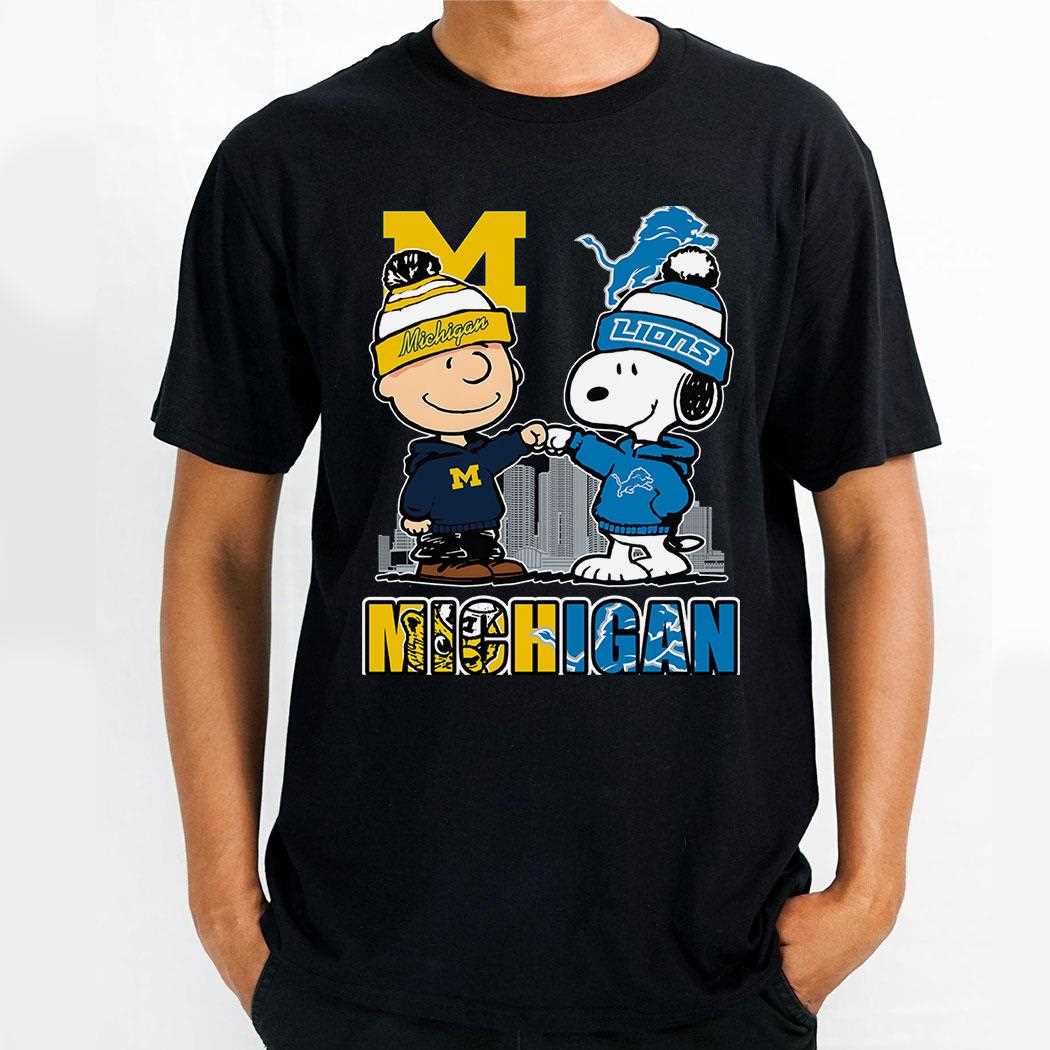 Michigan Wolverines And Lions Peanuts Fist Bump T-shirt