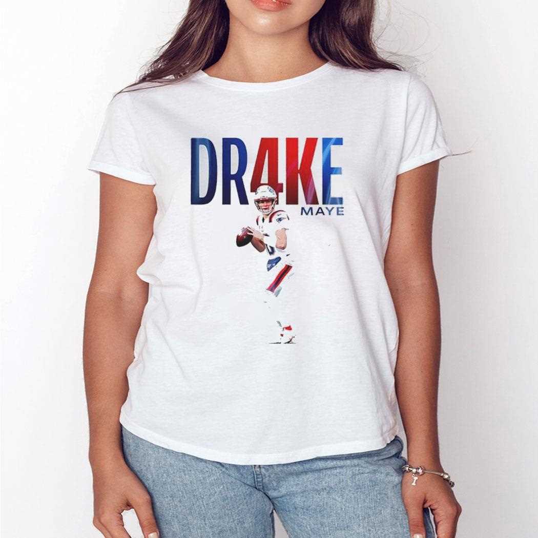 New England Patriots Dr4ke Maye 4000 Passing Yard Tee New England Patriots Dr4ke Maye 4000 Passing Yard Tee