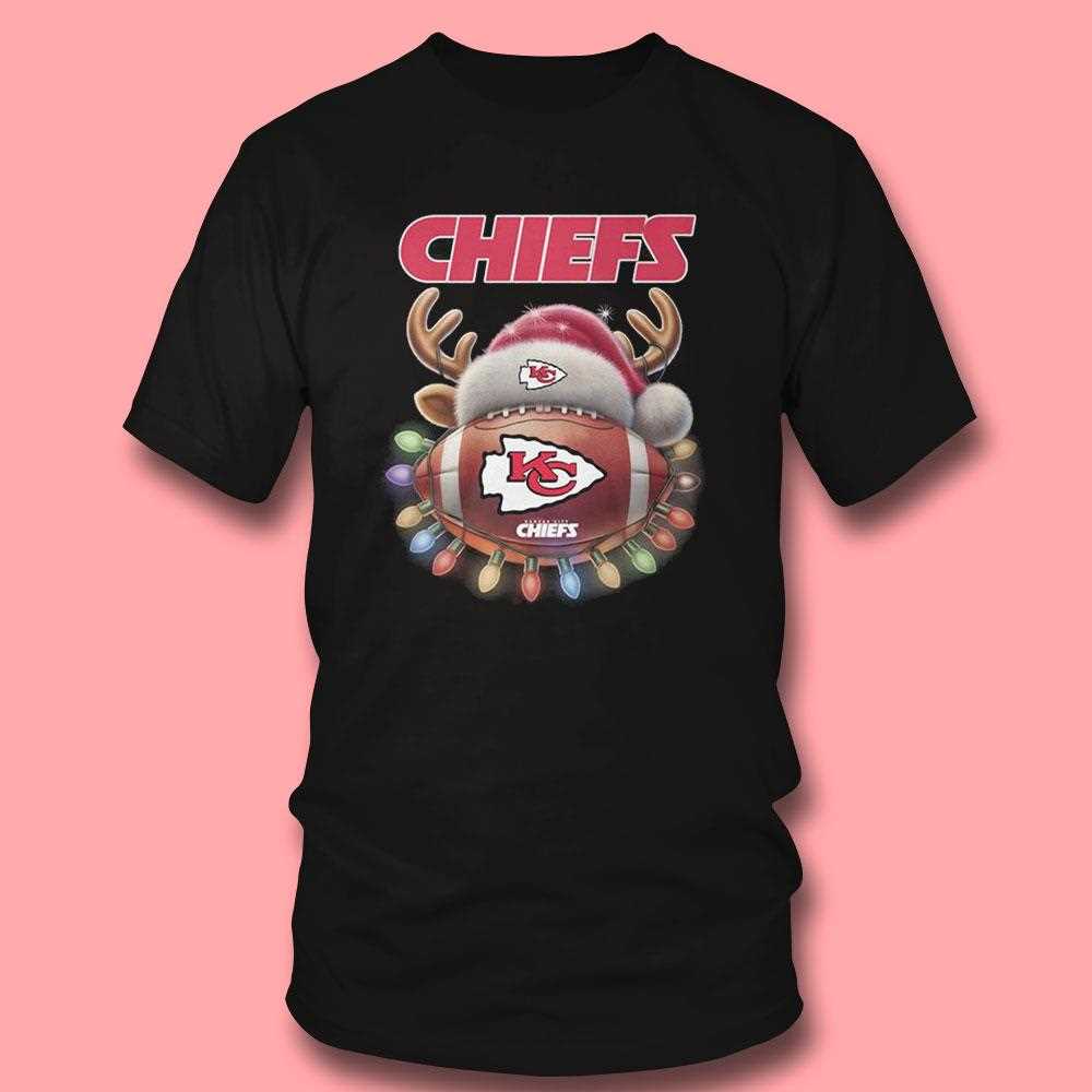 Kansas City Chiefs 2025 Football Santa Hats Christmas Funny Tee Kansas City Chiefs 2025 Football Santa Hats Christmas Funny Tee