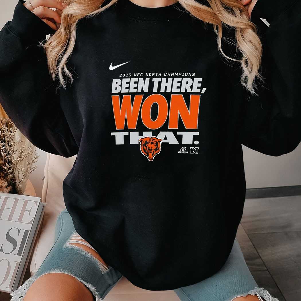 Chicago Bears 2025 Nfc North Division Champions Tee