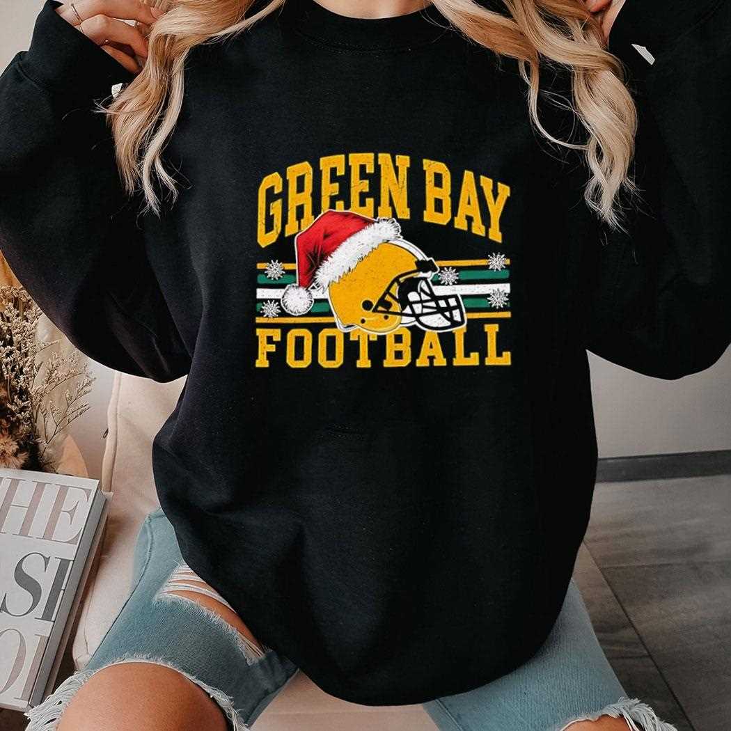 Green Bay Packers With Santa Hats And Snowflakes Tee Green Bay Packers With Santa Hats And Snowflakes Tee