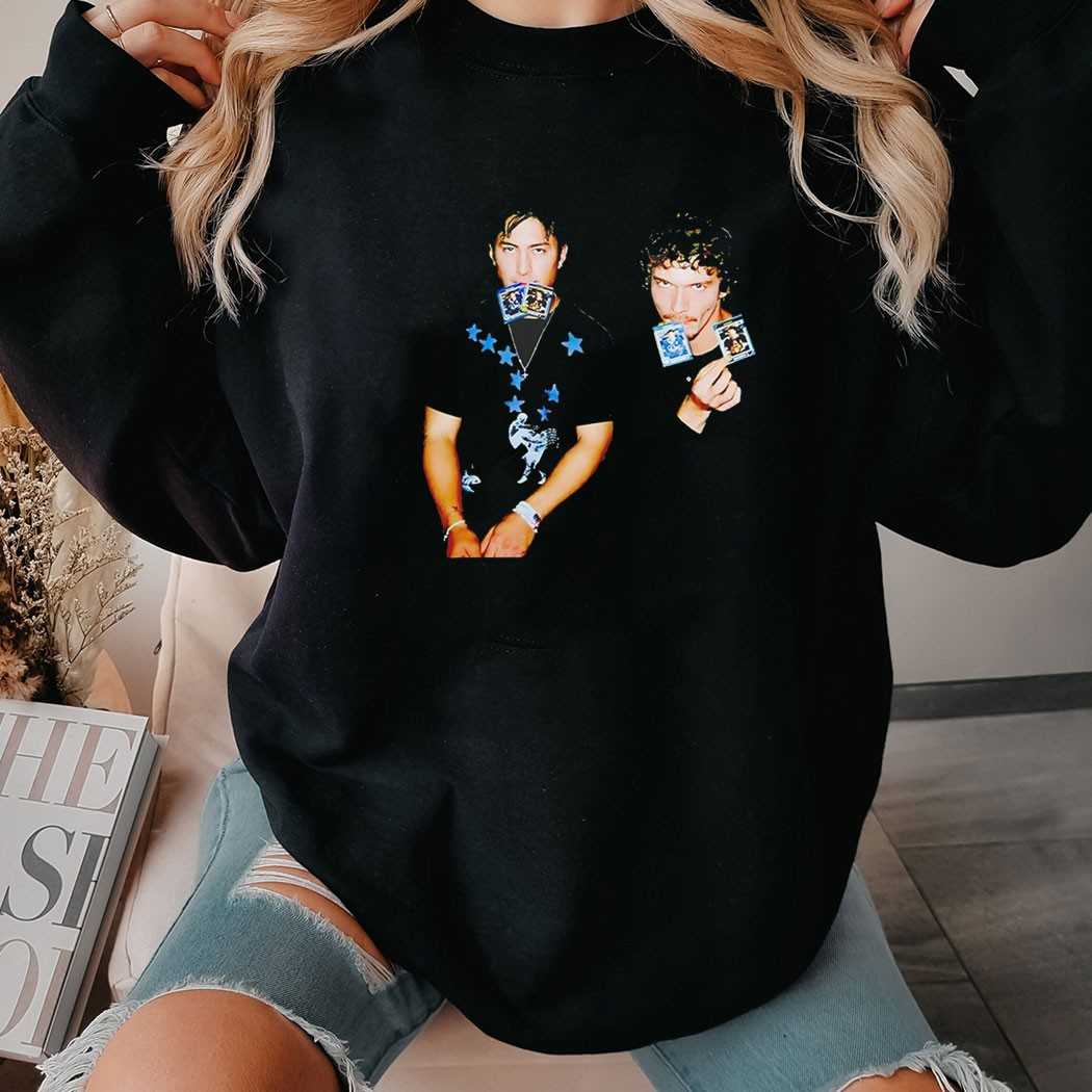 Hollander Rozanov Hockey Fan Tee