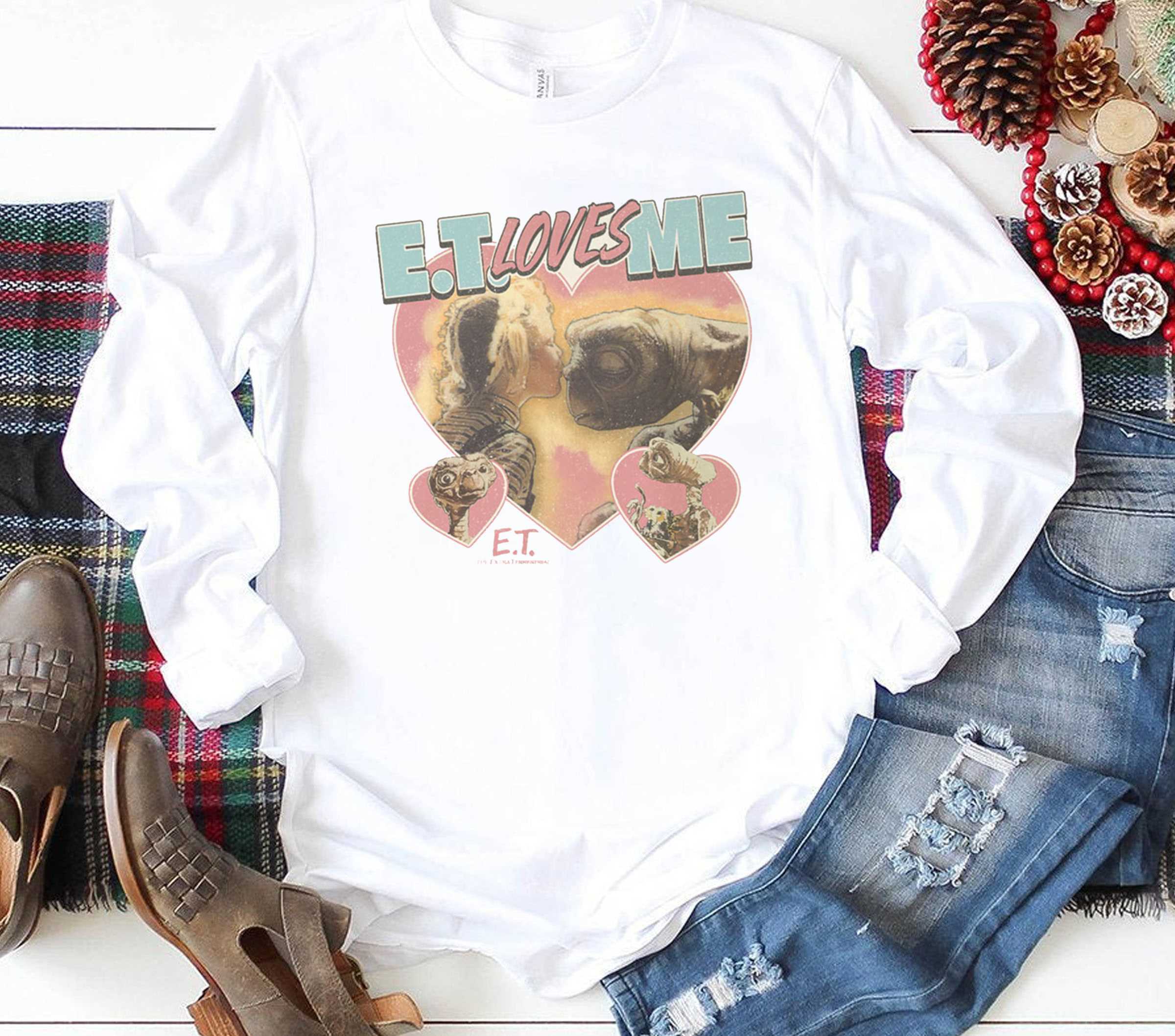 Et Loves Me Et The Extra-terrestrial Tee Et Loves Me Et The Extra-terrestrial Tee