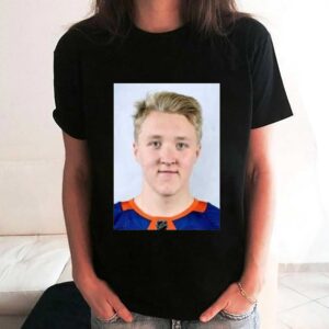 Simon Holmstrom Profile Shirt 3 1.jpg