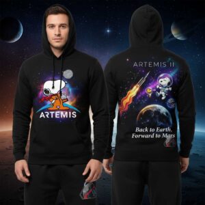 Snoopy Artemis II 2026 Back To The Earth Forward to Mars Shirt Hoodie