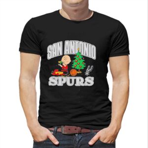 Peanuts Worldwide LLC Charlie Brown Playing with Toy by Christmas Tree San Antonio SPURS Shirt