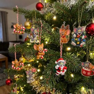 Tom And Jerry Classic Christmas 2026 Advent Calendar 24 Charms